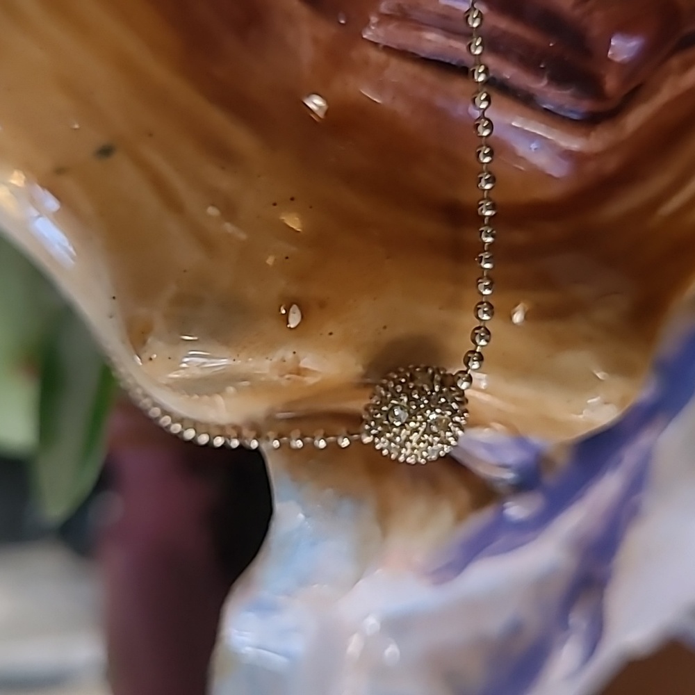 Anklet from Avon - Gold Ball Charm - Picture 2 of 7